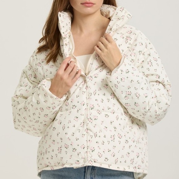 Delicate Bloom Floral Puffer Coat - Picture 2 of 6